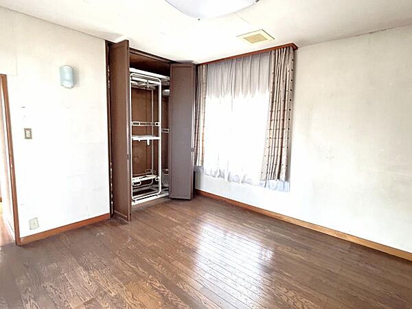 detached 茨城県結城市大字結城513-3
地図を見る