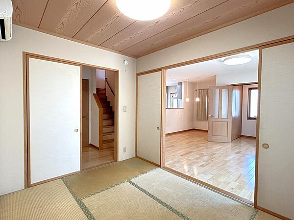 detached 茨城県下妻市本宿町2丁目68-2
地図を見る