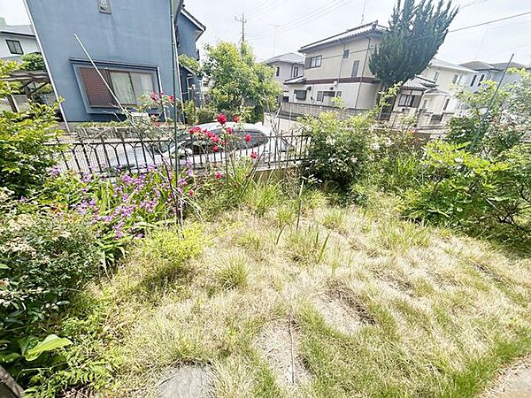 【リフォーム中　9/11更新】お庭写真。樹木伐採後、砕石敷きを行います。