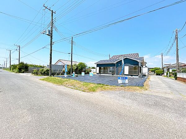 【リフォーム済】ドッグランや家庭菜園などマイホームの夢が広がりますね。（用途に適した土の入替が必要な場合がございます）外壁屋根塗装、庭木伐採