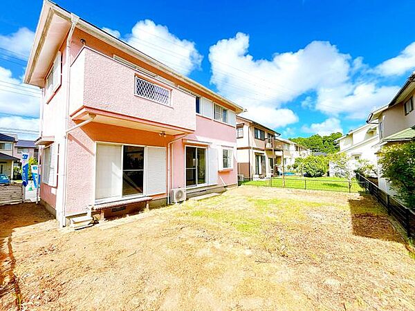 【リフォーム中10/5更新】お庭からのお写真です。外壁屋根は塗装致します。10～15年に一度のメンテナンスをおすすめしております。