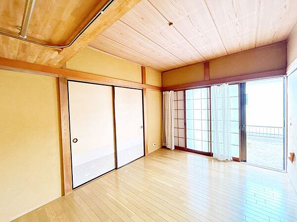 【8/23まで期間限定現況販売】8/24以降はリフォーム住宅として販売します。1階の居室は壁を解体してリビングとつなげます。壁クロス貼り替え、フローリング張り替え、照明交換、他。