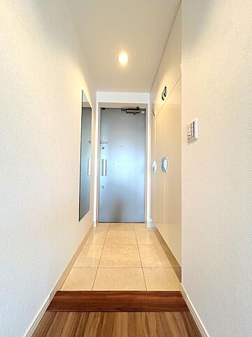 玄関 サンデュエル太田浜町パークスクエア 3階/-