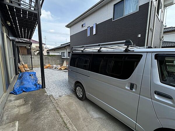 【駐車場】縦列2台駐車可能です。
