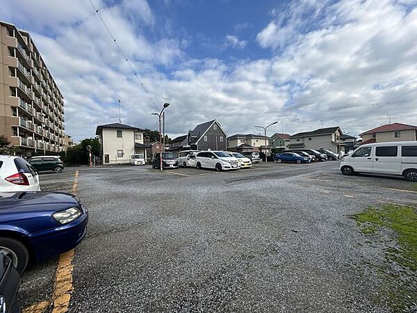【駐車場】
