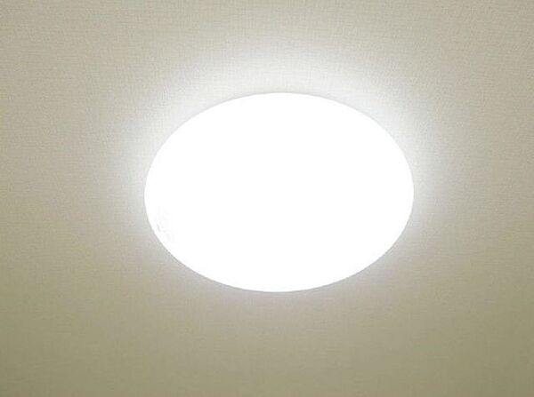 【同仕様写真】照明はすべて新品に交換し設置します。弊社の住宅は照明をすべて設置済みでお渡ししております。