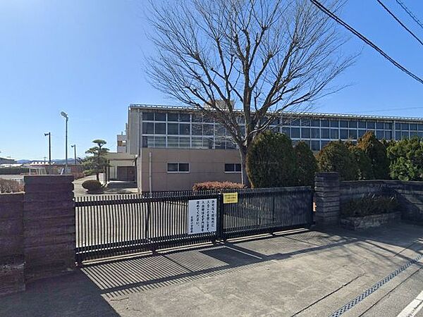 高崎市立北部小学校 【周辺環境/小学校】高崎市立木部小学校まで1000ｍ（徒歩13分）。
