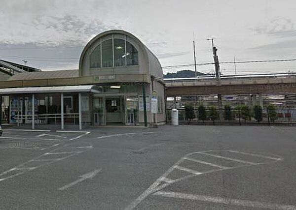 【周辺環境/駅】信越本線群馬八幡駅まで2.1km(自転車9分/車5分)です。自転車で行ける距離に駅があると車が無いときでも行動範囲を広げることができますね。 2100m