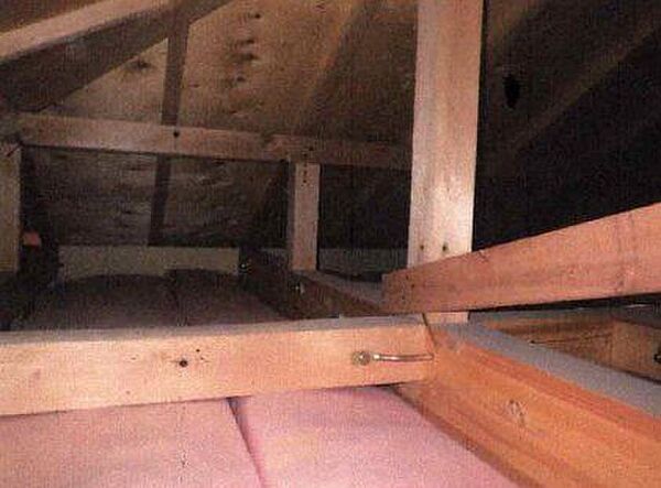 普段の生活ではなかなか見ることのない小屋裏までしっかりと点検を行いながらリフォームを行いました。