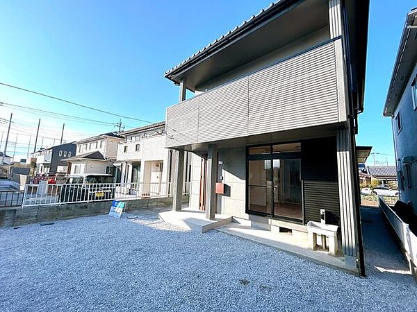 現地外観の別アングルです。