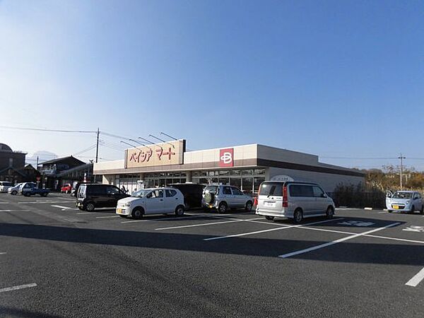 【周辺環境/スーパー】ベイシアマート安中郷原店様まで1600ｍ（車3分）です。午前9時から午後8時まで営業しています。
