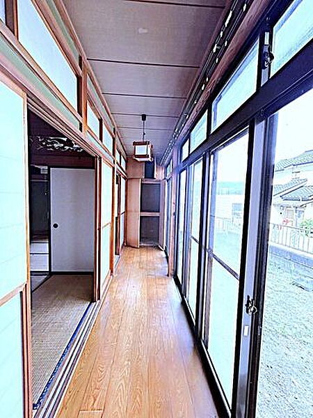 【1階続き間の広縁】