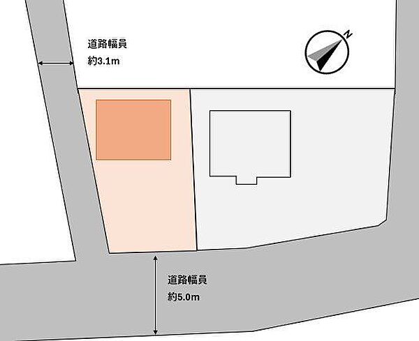 【区画図】本住宅は2面道路に接しています。南側の道路は幅員約5.0ｍあるので、大きなお車でもラクラク出入り可能です。