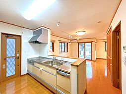 熊谷市広瀬　戸建て 3LDKのリビング/ダイニング