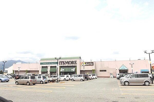 イッツモア一宮店　徒歩25分。 1980m