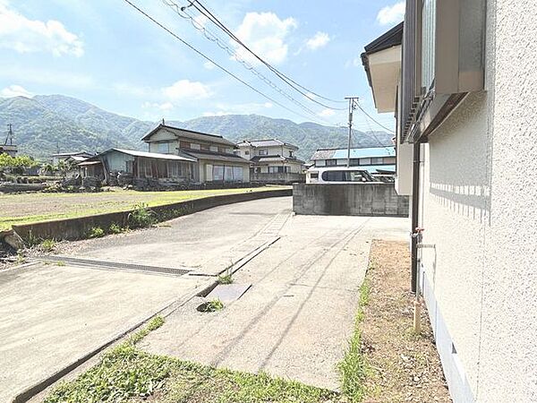 【リフォーム済/前面道路】