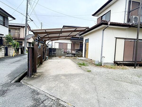 【リフォーム前/駐車場】