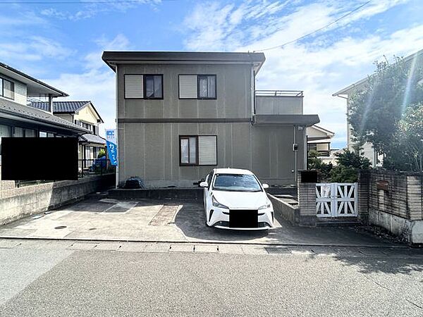 【外観】正面から作成したお家の写真です。