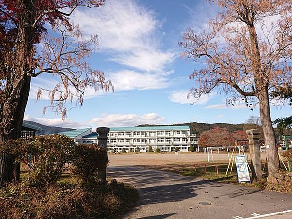 【近隣写真・小学校】牟礼小学校3.3ｋｍ 3800m