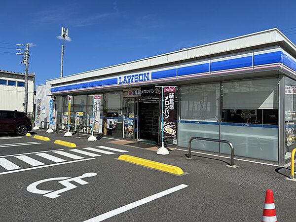 ローソン長野上松三丁目店 【周辺情報・コンビニ】ローソンまで360ｍ（徒歩5分）。