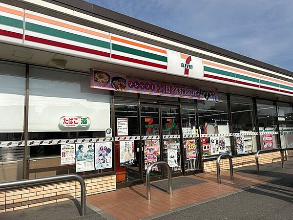 セブンイレブン松本筑摩4丁目店 【周辺環境/コンビニ】セブンイレブン松本筑摩4丁目店様まで900ｍ（徒歩12分・車2分）生活で欠かせない24時間利用できるコンビニ。買い忘れがあっても徒歩12分なら安…