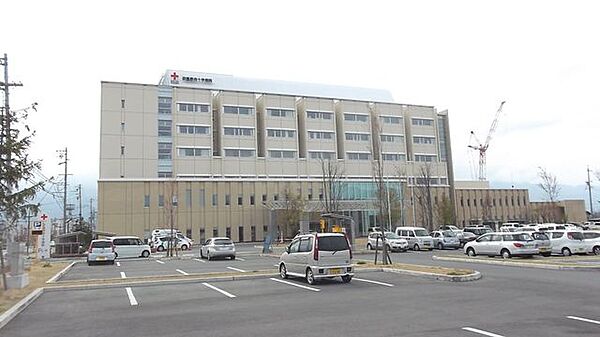 安曇野赤十字病院病院 【周辺環境・病院】安曇野赤十字病院まで4700m（車12分）