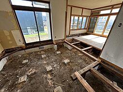 上伊那郡箕輪町大字中箕輪　戸建て 5LDKのリビング/ダイニング