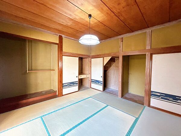 【リフォーム中/洋室(1)】現在は和室ですが、独立した1部屋の洋室に変更いたします。