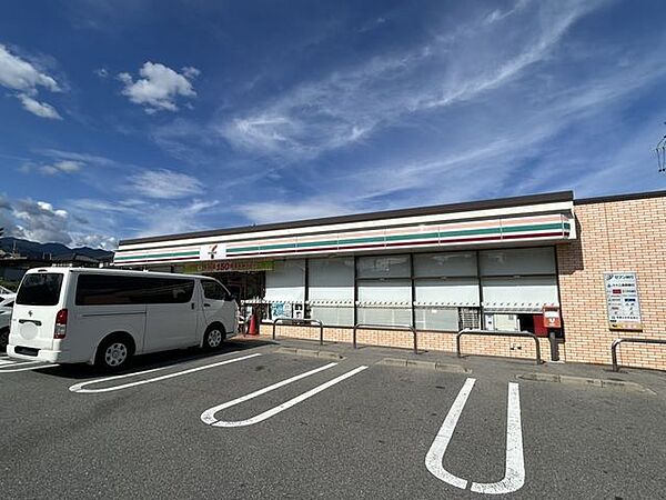 【周辺環境/コンビニ】セブンイレブン飯田上郷黒田店様まで約400ｍ(徒歩5分)