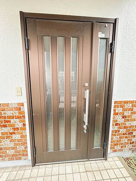 玄関を拡大表示