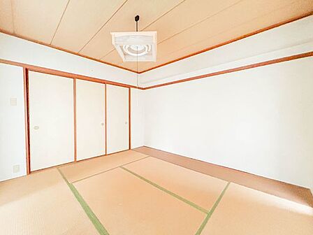【リフォーム前　和室　約6帖　別角度】