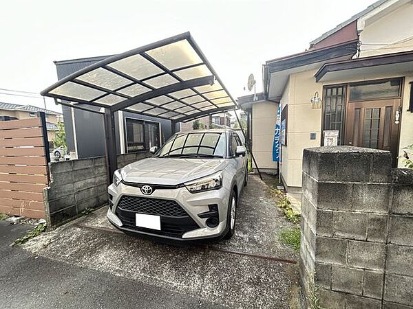 【現況写真 駐車場】