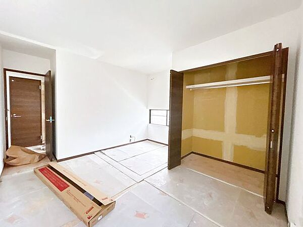 【リフォーム中/洋室】2階にある和室を洋室約7.5帖にリフォームいたします。