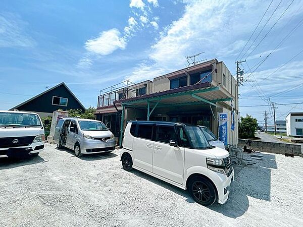 【リフォーム中/外観】外壁塗装を行います。