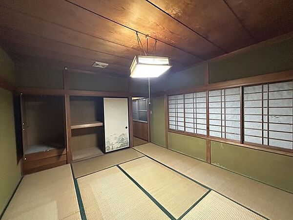 【リフォーム中/洋室予定】2階西側の部屋。