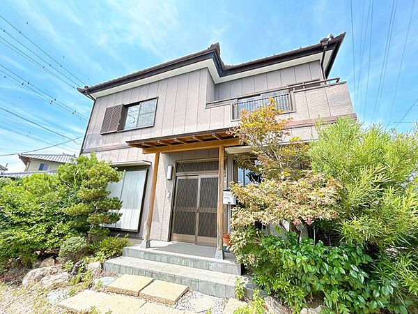 【リフォーム予定／外観】外壁は塗装を実施し、さらに植栽を伐採することで、すっきりと明るい印象の外観へ。見た目からも新鮮さを感じられる、気持ちのいいい住まいに生まれ変わります！