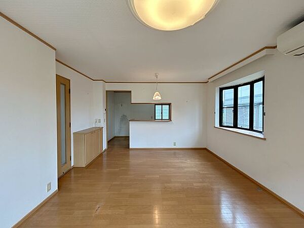 リビング/ダイニングを拡大表示