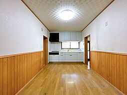 土岐市泉西山町1丁目 戸建て