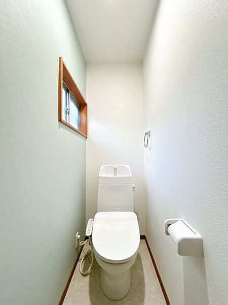 【リフォーム済】トイレは新品に交換しますた。