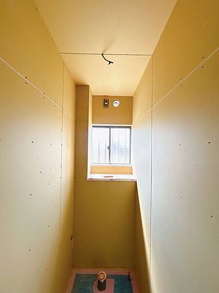 【リフォーム中】トイレのお写真です。新品に交換いたします。