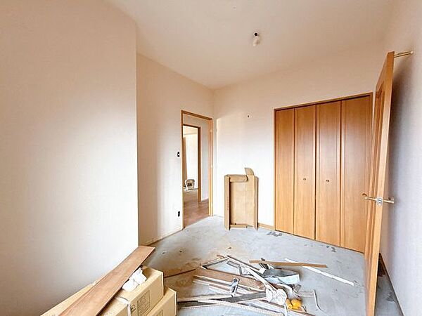 北西洋室約5.3帖です。