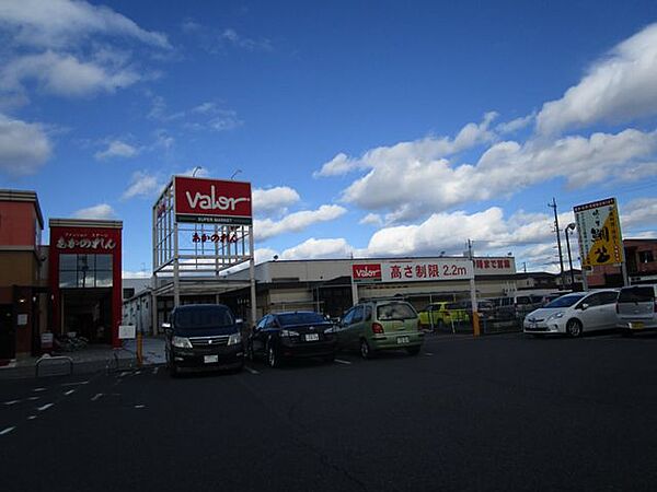 バロー岐南店までお車約2分。 850m