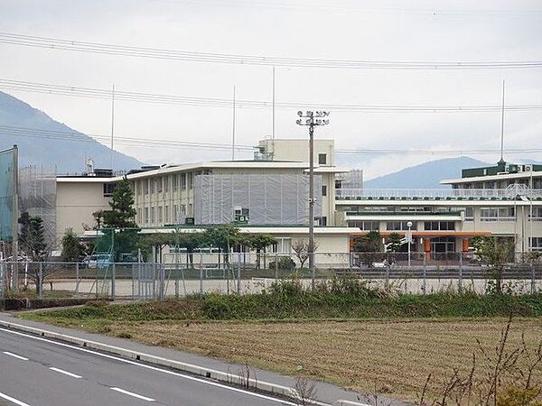 【周辺環境】東部中学校まで約3400m（徒歩約43分）です。