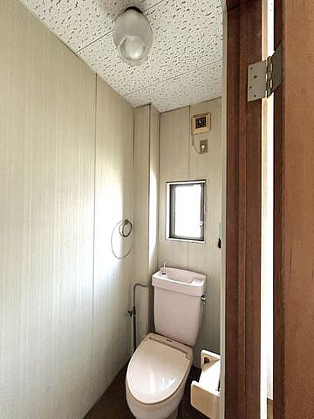 トイレを拡大表示