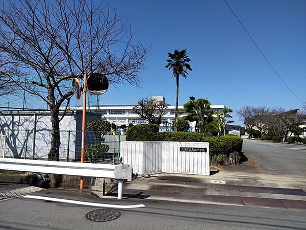 有田小学校　約1.9km　徒歩約24分