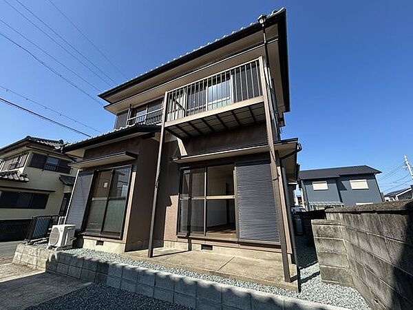 【リフォーム済】外観（別角度）