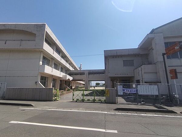 【周辺環境】小学校　明野小学校まで徒歩約15分（約1200ｍ）