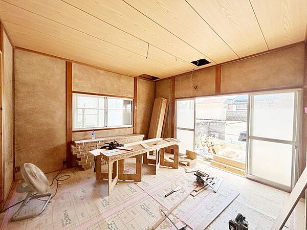 【リフォーム中】LDKは南側和室とつなげて、LDK約14帖にリフォーム予定です。