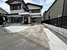 駐車場：【リフォーム中】駐車場　駐車場は庭を解体して拡張したことで駐車しやすくなりました。