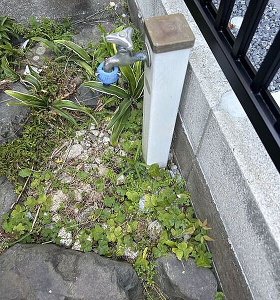 【リフォーム中】外水栓　蛇口交換を行います。